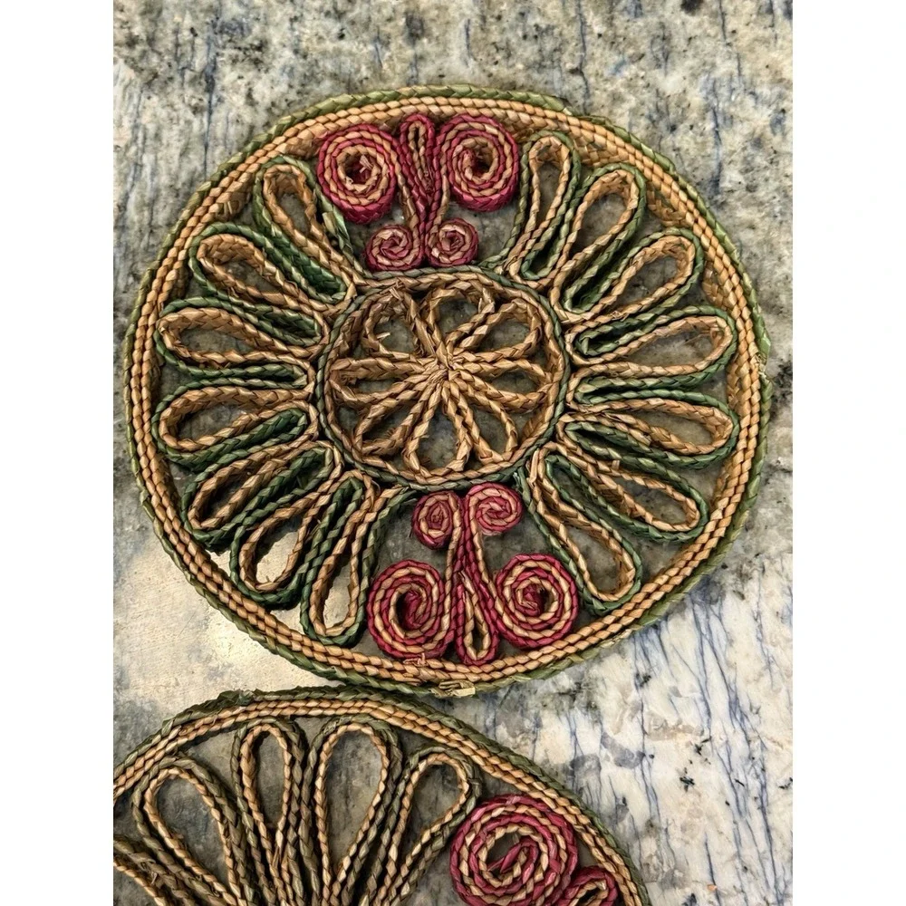 Vintage Raffia Straw Wicker Rattan Trivet Hot Pad Wall Decor Boho Set Of  2